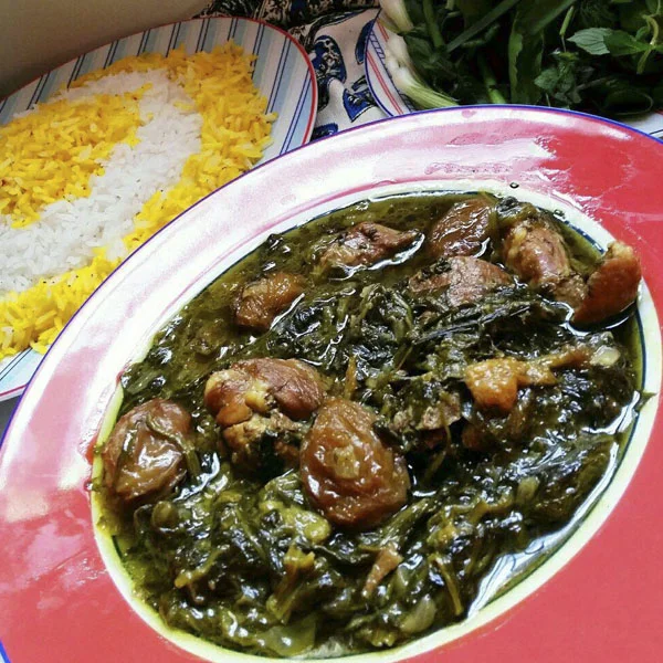 دستور پخت خورش آلو اسفناج 2 دستور پخت خورشت آلو اسفناج