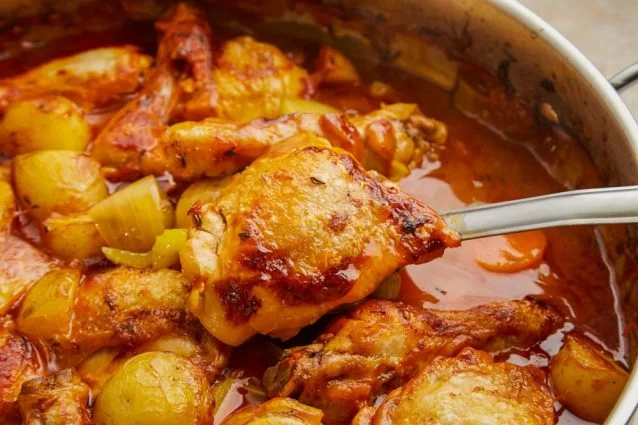طرز تهیه خورشت مرغ خوشمزه مجلسی برای 4 نفر 5 طرز تهیه خورشت مرغ مجلسی