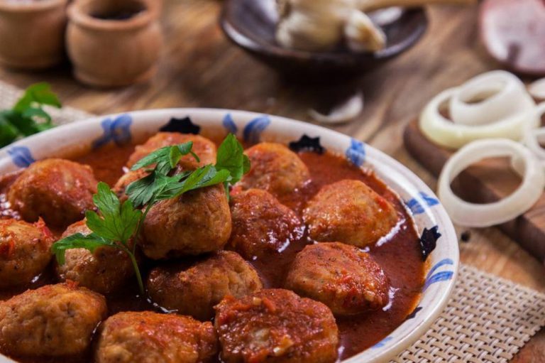 طرز تهیه خورش داوود پاشا ترکیه ای برای 5 نفر