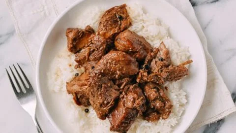 خورشت اتوبو: یک غذای سنتی ایرانی 1 مراحل کار در تهیه خورشت اتوبو