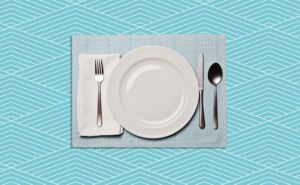 تصویر چیدمان قاشق و چنگال