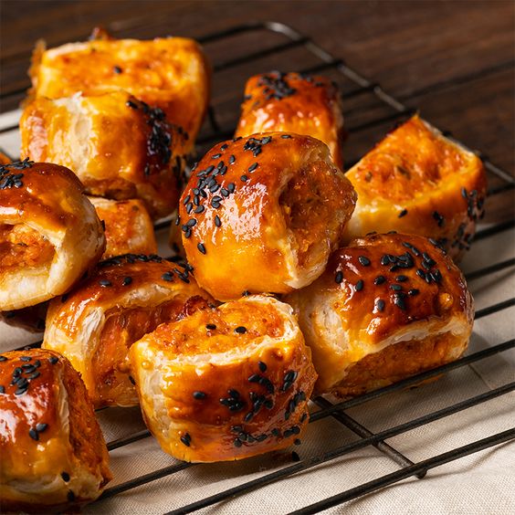 Cómo hacer mini rollitos de salchicha 