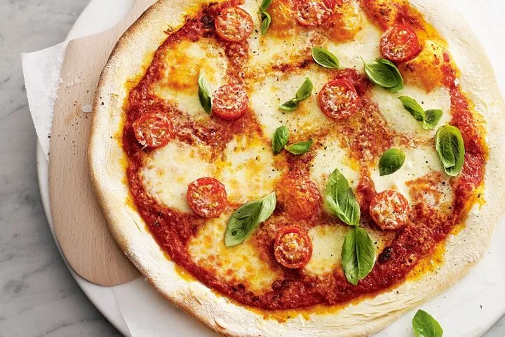 How to make Margherita pizza