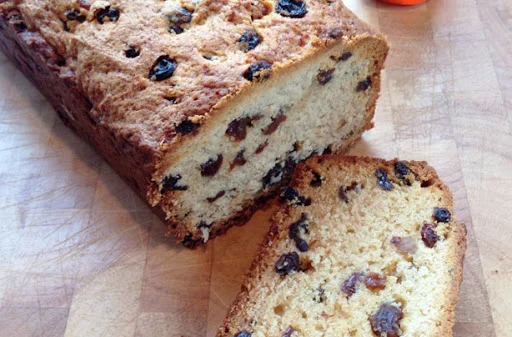 How to make a delicious raisin cake, step by step