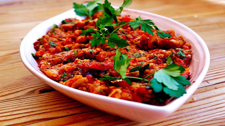 طرز تهیه خورش ملاقورمه مازندرانی برای 4 نفر