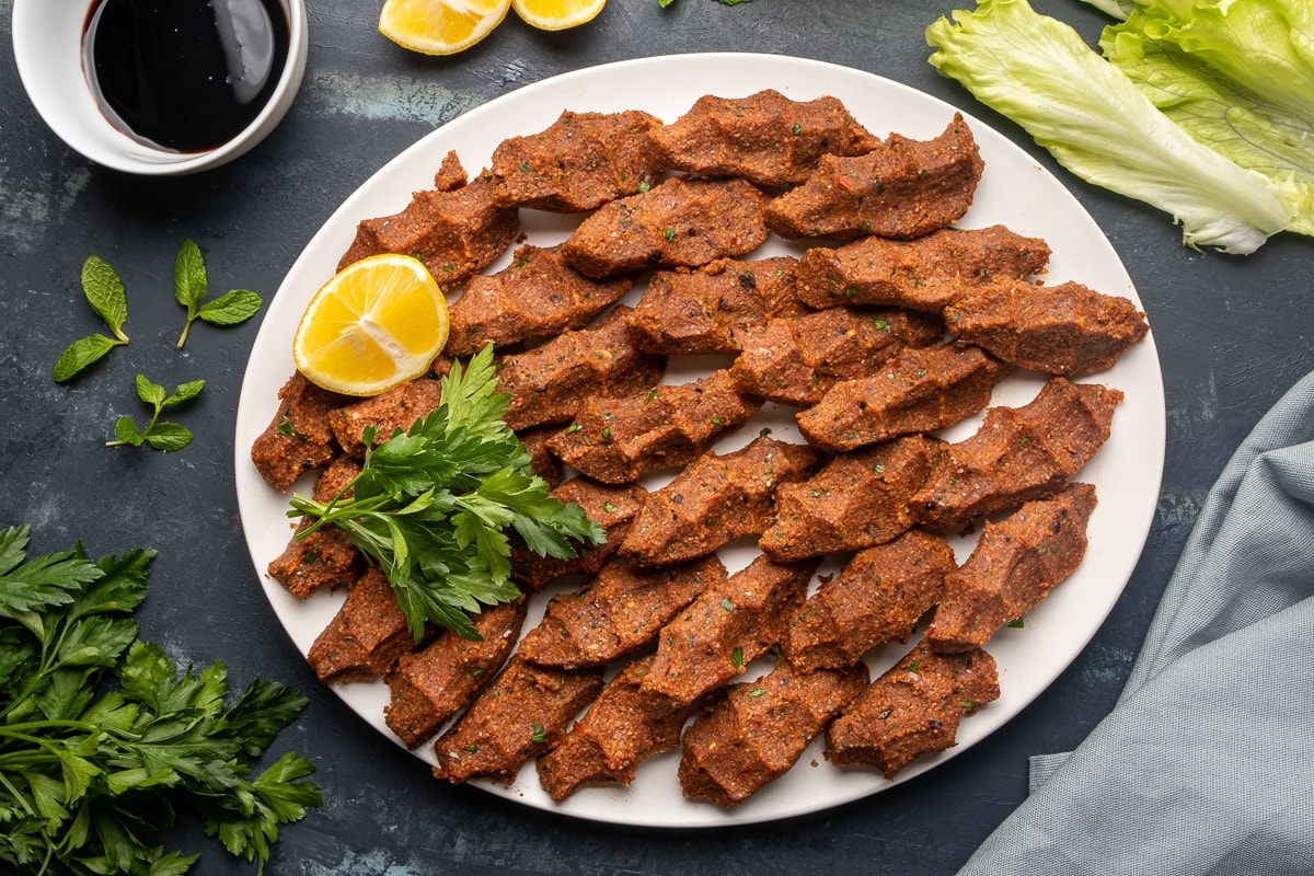 طرز تهیه چی کوفته ترکیه Çig Köfte بدون گوشت از غذاهای محبوب ترکی