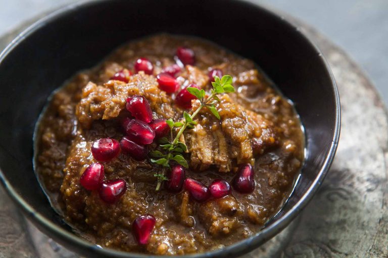 طرز تهیه خورش موتن جن گیلانی برای 4 نفر