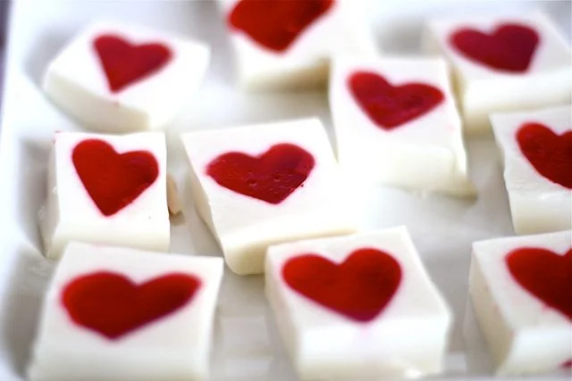 Cómo hacer gelatina de corazón sencilla
