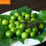 طرز تهیه دلال گوجه سبز خوشمزه عالی برای 6 نفر 4 طرز تهیه دلال گوجه سبز و خیار خوشمزه
