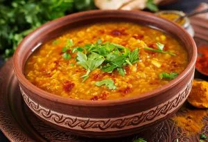 طرز تهیه سوپ عدس مخصوص مجلسی برای 5 نفر 13 عدس7