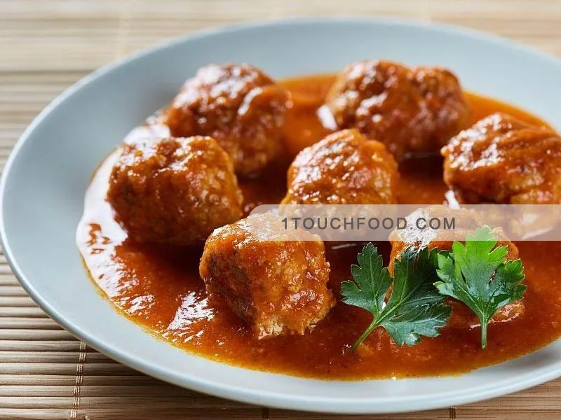 Wie man köstliche Yazdi-Kichererbsen-Fleischbällchen zubereitet