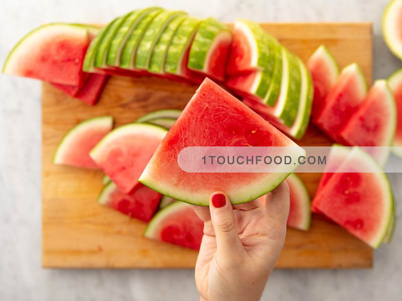 هندوانه از میوه های مفید توصیه شده در تابستان