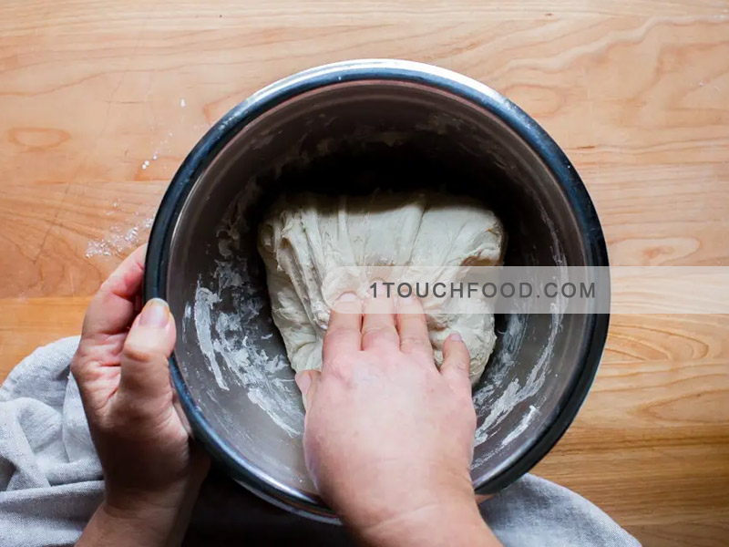 آموزش طرز تهیه نان ادویه ای وانیلی مرحله اول