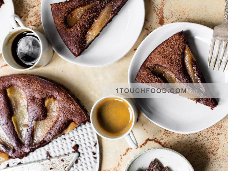 طرز تهیه کیک ادویه ای گلابی شکلاتی مخصوص