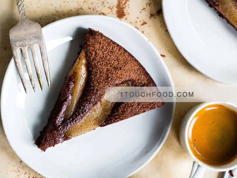طرز تهیه انواع کیک: آموزش کامل بیش از 200 نوع کیک خانگی 85 آموزش طرز تهیه کیک ادویه ای گلابی شکلاتی
