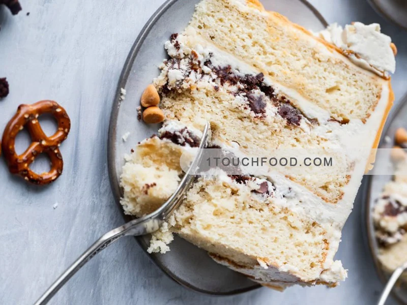 طرز تهیه کیک کره ای اسکاتلندی بادامی 24 تکه ای 5 کیک کره ای اسکاتلندی بادامی از انواع کیک های مناسبتی