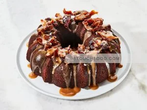 طرز تهیه کیک خرما بینظیر 12 تکه ای 5 طرز تهیه کیک خرما 1