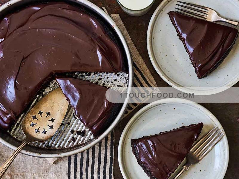 طرز تهیه کیک شکلاتی سبک خانگی