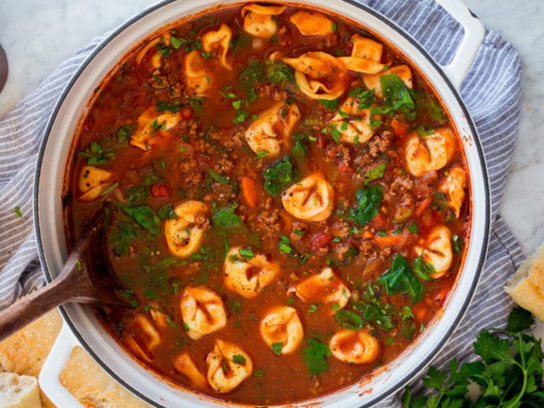 طرز تهیه سوپ تورتلینی مخصوص