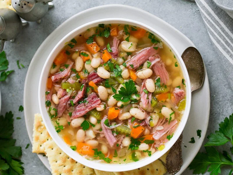 Cómo preparar una sopa especial de frijoles y carne