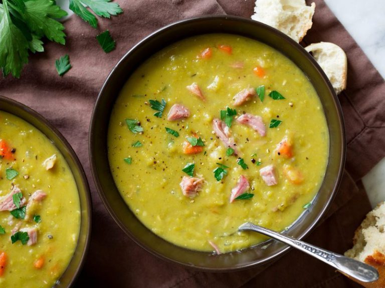 طرز تهیه سوپ لپه مخصوص