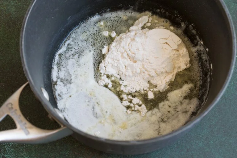Como fazer sopa cremosa de couve-flor, passo 3