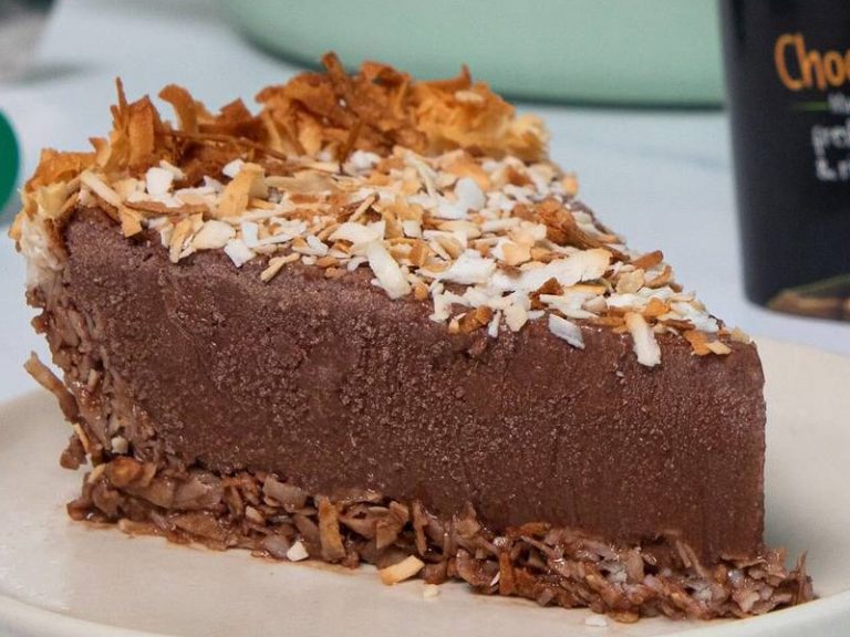 طرز تهیه پای بستنی شکلاتی آلمانی مخصوص