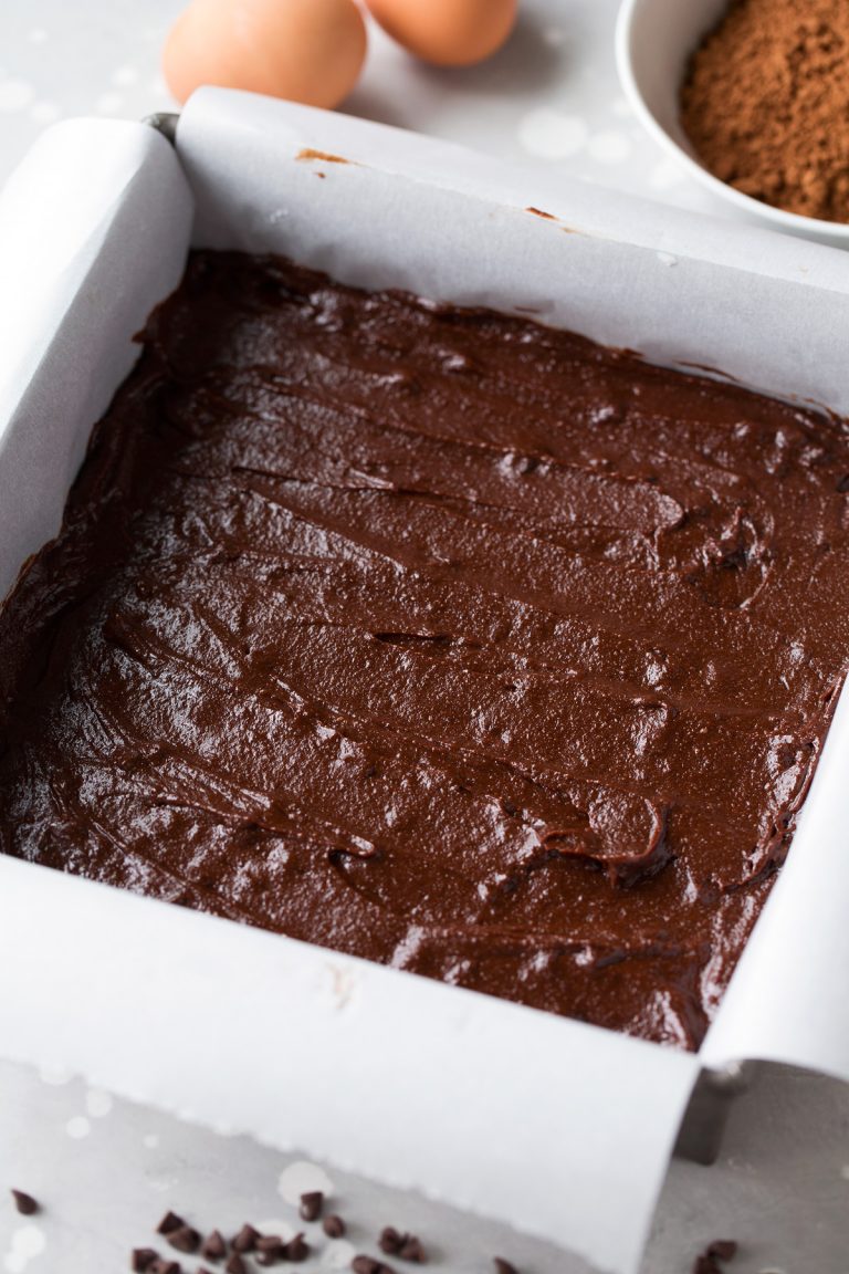 آموزش طرز تهیه کیک براونی سالم رژیمی مرحله پنجم 
