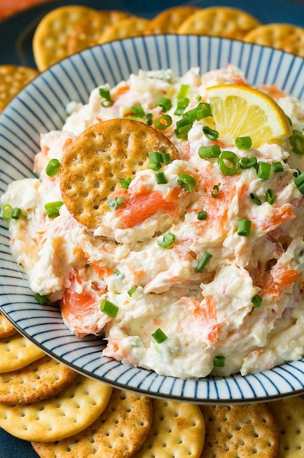 طرز تهیه دیپ سالمون دودی خانگی مجلسی 12 نفر 4 ارزش غذایی دیپ سالمون دودی