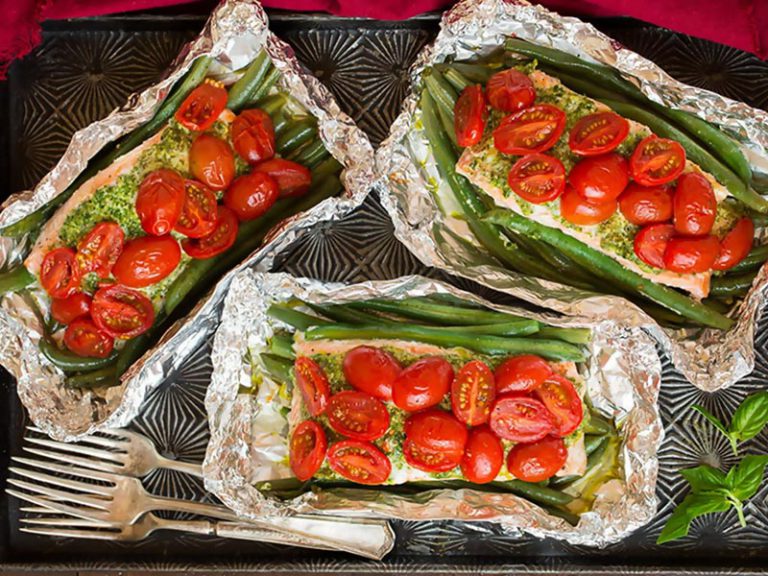 طرز تهیه سالمون و سبزیجات ایتالیایی در فویل مخصوص