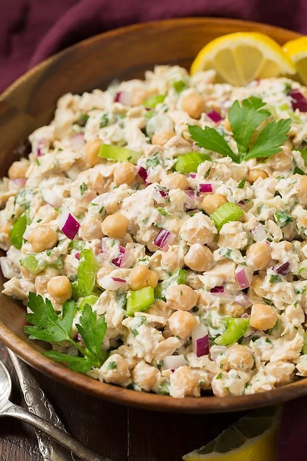 طرز تهیه ساندویچ تن ماهی و نخود خانگی سالم 4 عدد 3 آموزش طرز تهیه ساندویچ تن ماهی و نخود