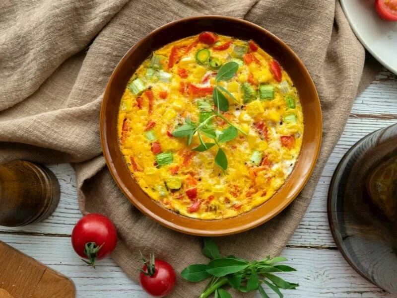 Tortilla de verduras con tomates para diabéticos