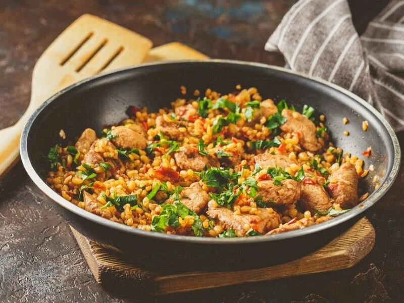 Cómo preparar cuscús de pollo con menta