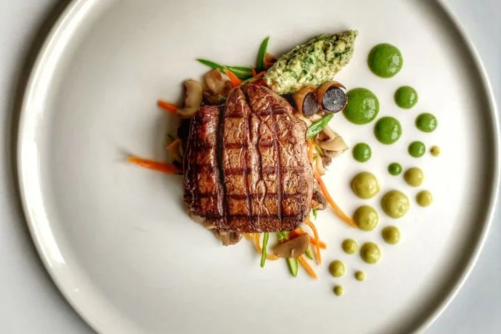 Insegnare ai pazienti a cucinare la bistecca con le carote