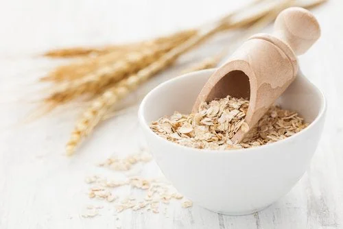 Ingredients for making cinnamon oatmeal