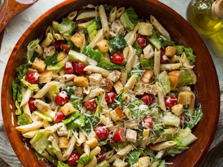 طرز تهیه سالاد ماکارونی سزار خانگی