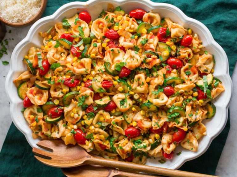 طرز تهیه پاستا تورتلینی و سبزیجات