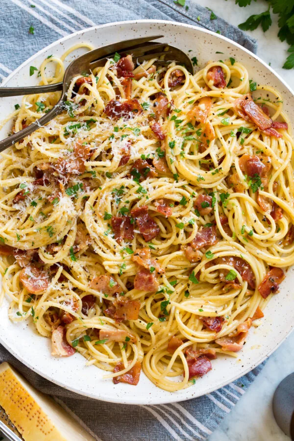 Comment préparer des pâtes carbonara italiennes maison