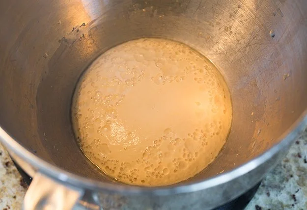 طرز تهیه کروسان کدو حلوایی خانگی 24 عدد 3 آموزش طرز تهیه کروسان کدو حلوایی مرحله 1