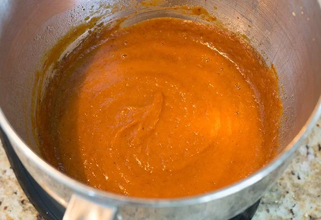 طرز تهیه کروسان کدو حلوایی خانگی 24 عدد 4 آموزش طرز تهیه کروسان کدو حلوایی مرحله 2