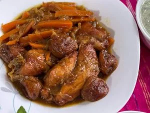 طرز تهیه خورشت آلو بخارا با مرغ برای 4 نفر 5 آلو بخارا 1