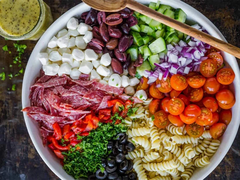 طرز تهیه سالاد ماکارونی 4 نفره 1 نمونه سالاد ماکارونی