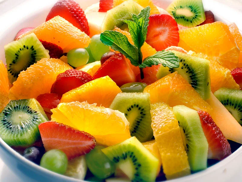 10 شام رژیمی ساده و فوری 8 شام رژیمی سالاد میوه