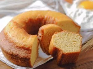 How to make a simple, delicious, instant homemade cake for 4 people