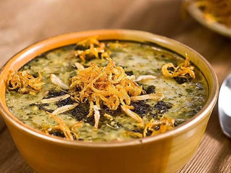 طرز تهیه آش ترخینه خوشمزه ساده با 2 نوع سنتی