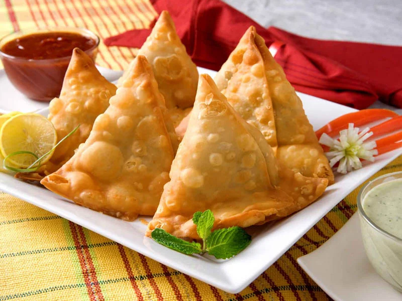 طرز تهیه سمبوسه سیب زمینی خوشمزه 4 نفره 4 سمبوسه سیب زمینی 04