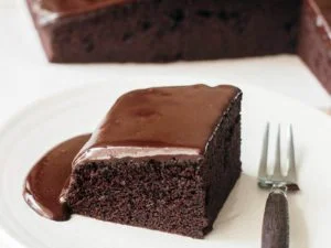 طرز تهیه کیک کاکائویی ساده فوری 10 نفره 5 کاکائویی 01