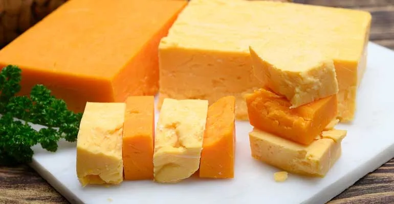 Cómo hacer queso cheddar casero para 20 personas 4 Queso Cheddar 02