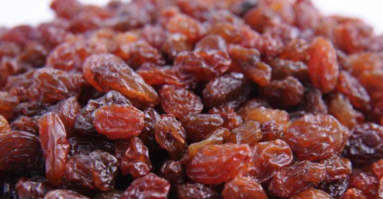 طرز تهیه کشمش پلو مجلسی 4 نفره
