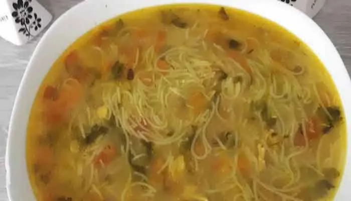 سوپ مرغ با رشته 02